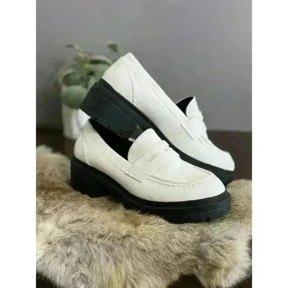 Rocket‎ Dog Women's Imea Loafer White Size 8 Chunky Heel Preppy - Picture 1 of 8